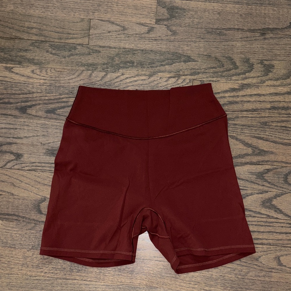 Women's High-Rise Wine Bike Shorts